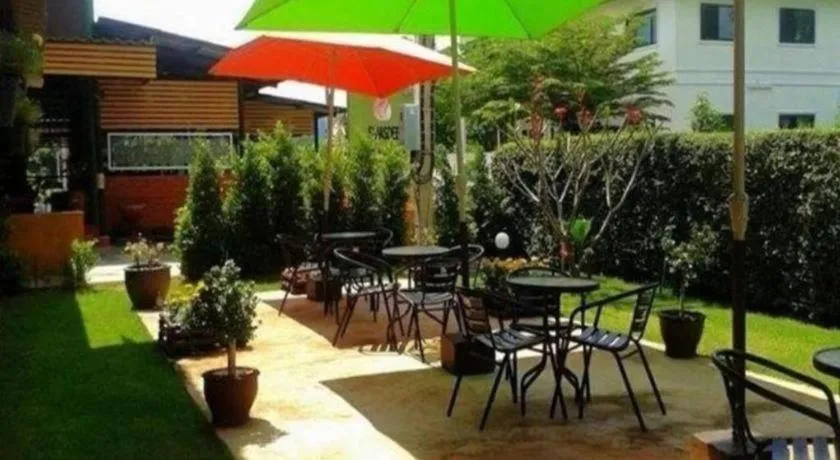 Sawasdee River Kwai Lodge