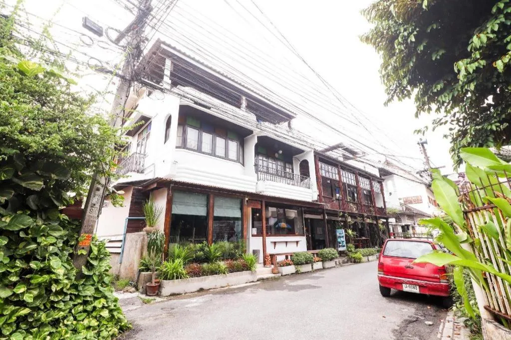 OYO 369 Micasa Guesthouse