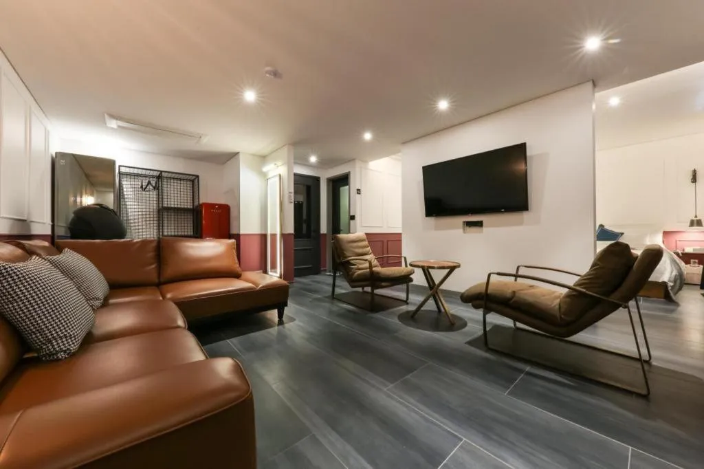 Cheongju Maryjane Hotel