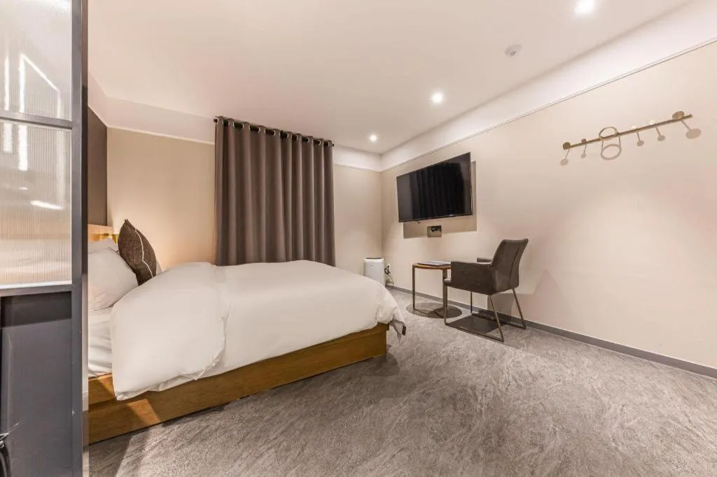 Bed in Cheongju Maryjane Hotel