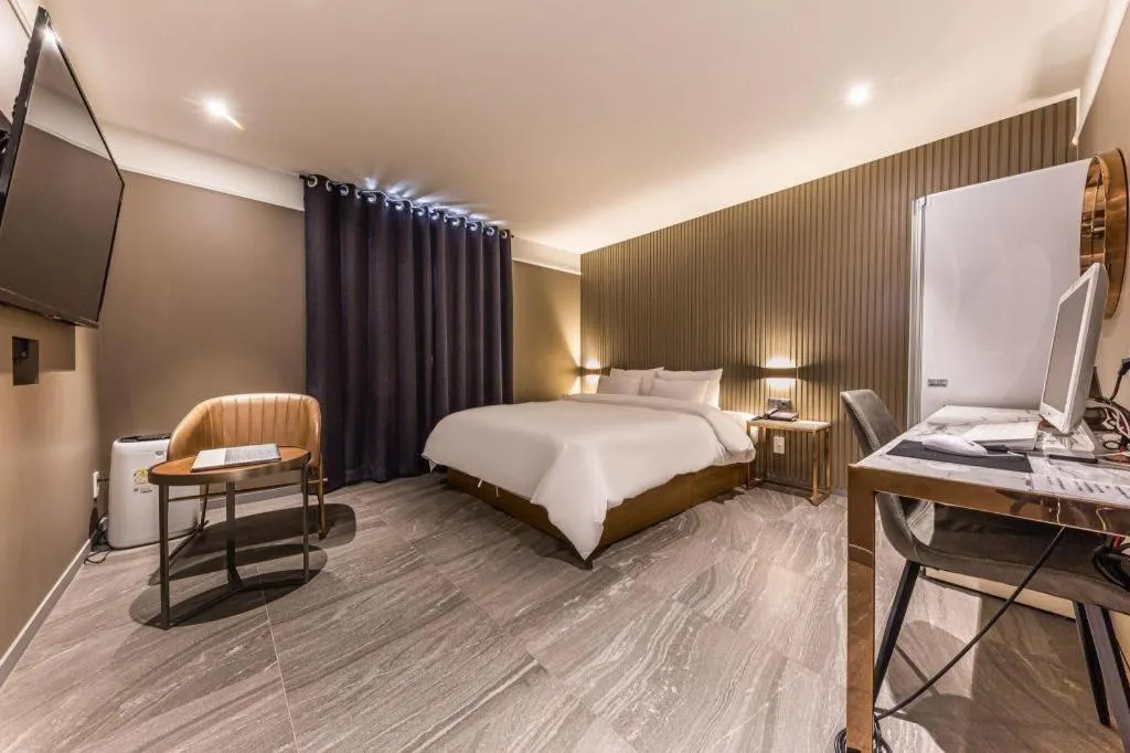 Bed in Cheongju Maryjane Hotel