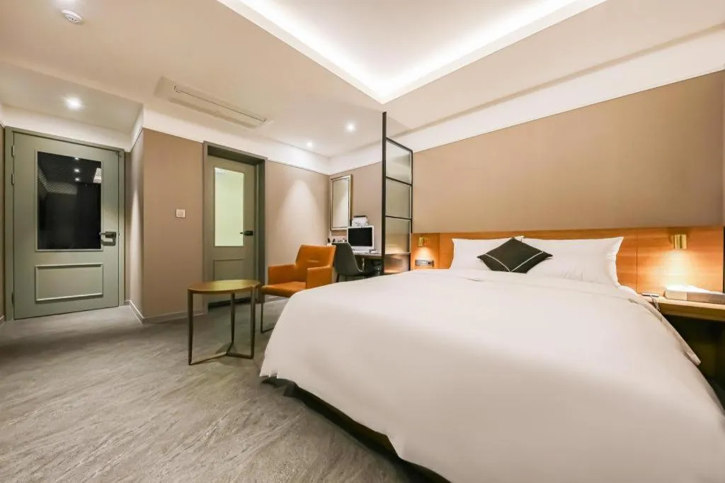 Bed in Cheongju Maryjane Hotel