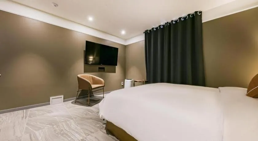 Bed in Cheongju Maryjane Hotel