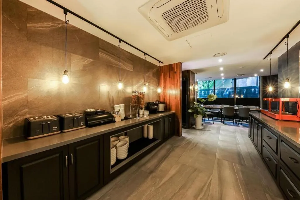 Cheongju Maryjane Hotel