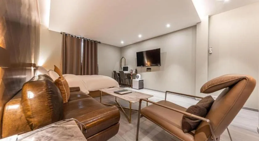 Cheongju Maryjane Hotel