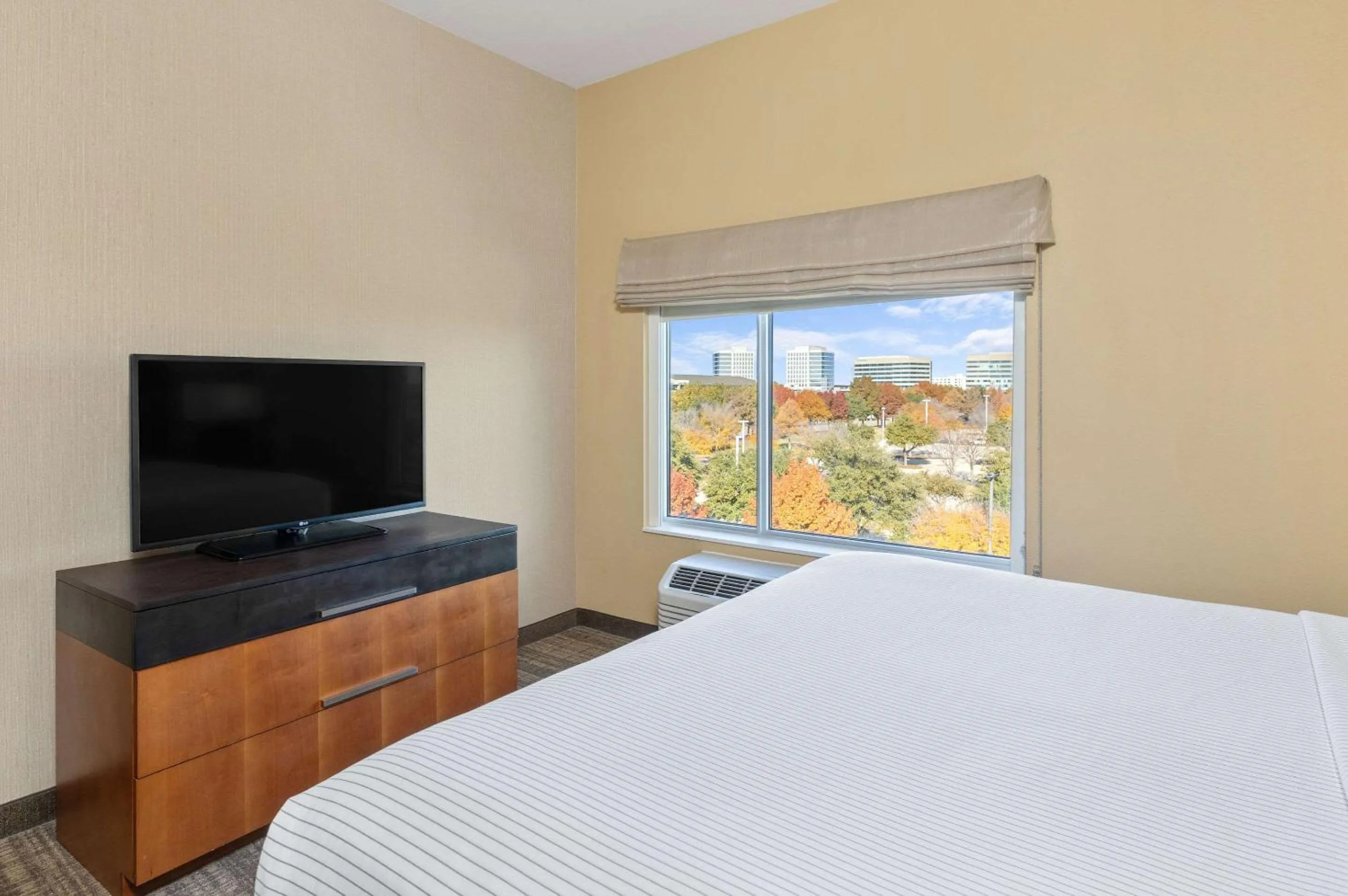 Bedroom, Bed in Cambria Hotel Plano - Frisco