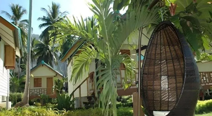 Green Cottage Beach Resort