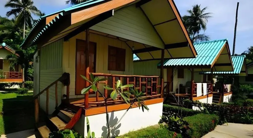 Green Cottage Beach Resort