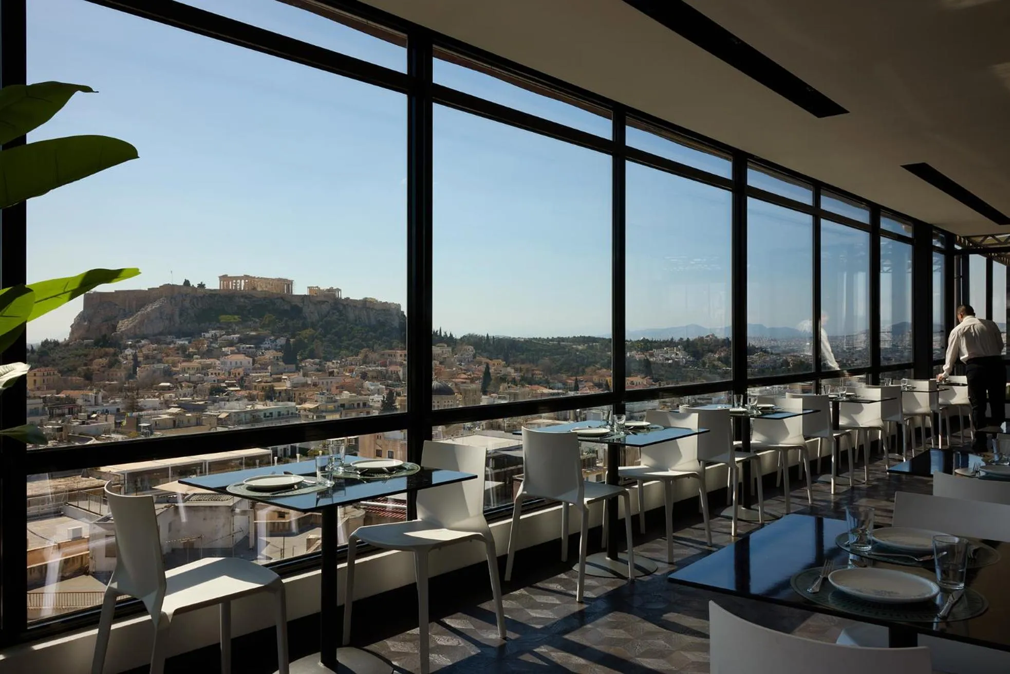 Restaurant/places to eat in Astor Hotel Athens