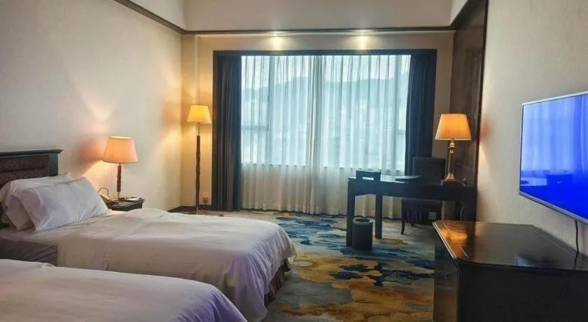 Bed in Metropolitan Hotel