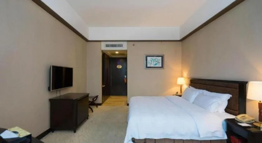 Bed in Metropolitan Hotel