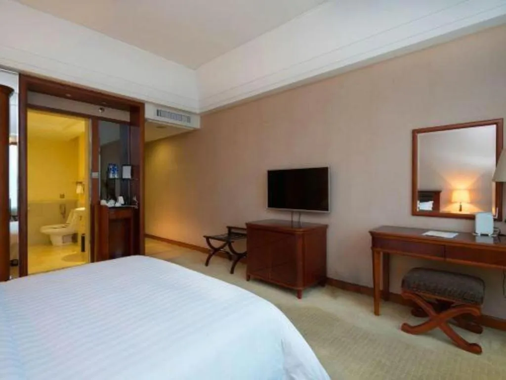 Bed in Metropolitan Hotel