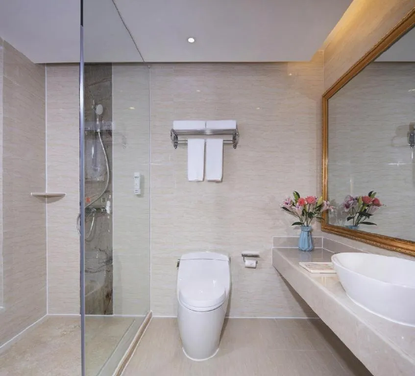 Vienna Hotel Guangdong Xinyi Jiaoyucheng River View