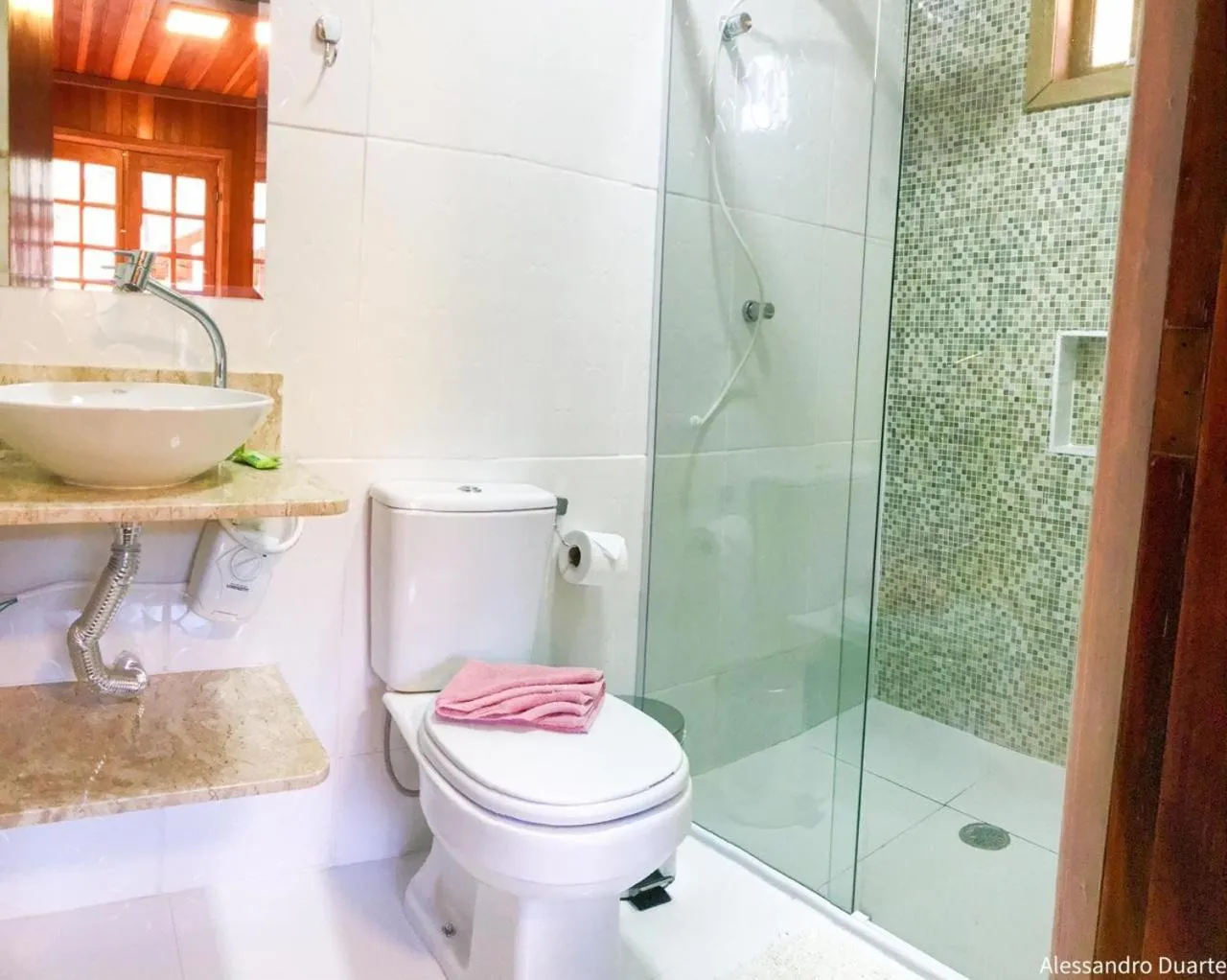 Shower in Pousada Recanto Ninho Verde Chalés