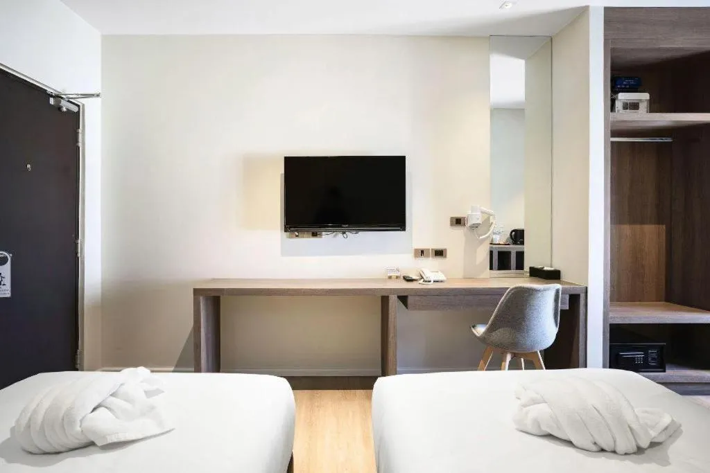 Bed in XOTEL