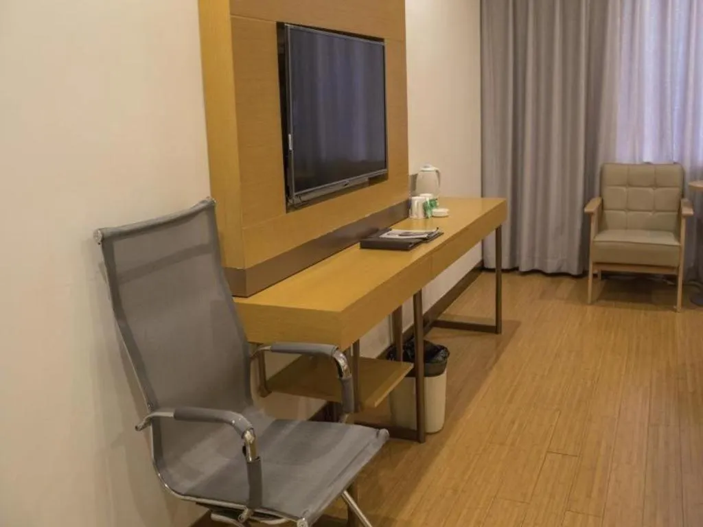 GreenTree Inn Qingdao Jiaozhou Jiaoping Road Express Hotel