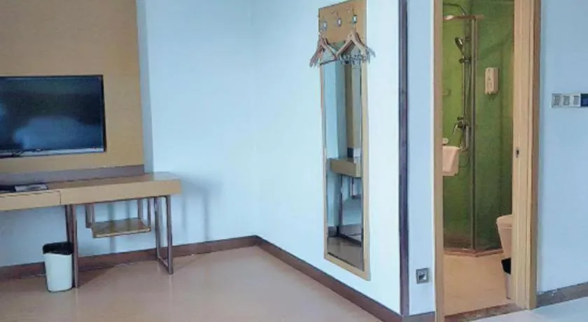 GreenTree Inn Qingdao Jiaozhou Jiaoping Road Express Hotel