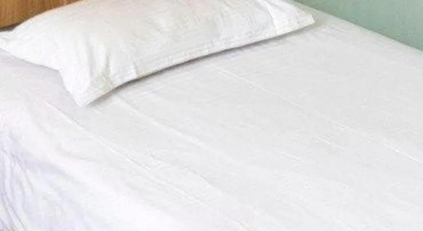 Bed in GreenTree Inn Qingdao Jiaozhou Jiaoping Road Express Hotel