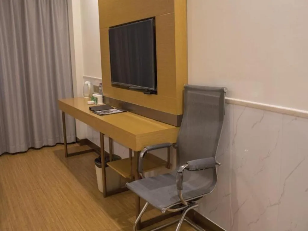 GreenTree Inn Qingdao Jiaozhou Jiaoping Road Express Hotel