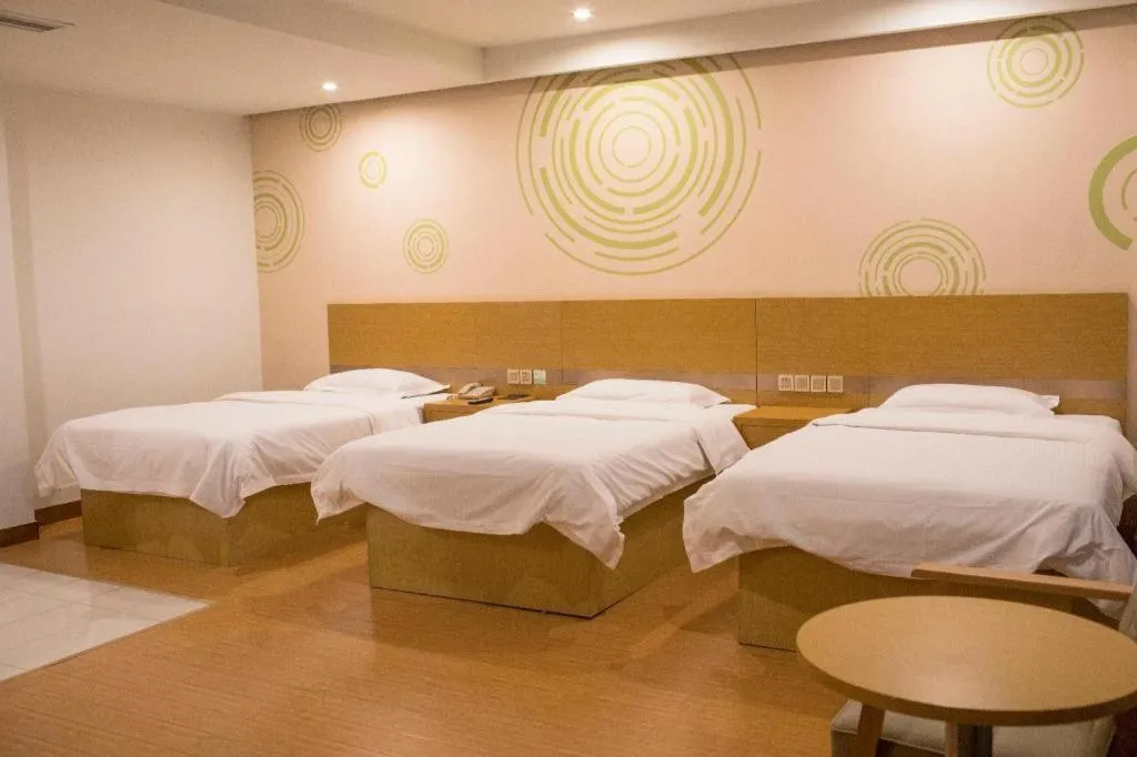 GreenTree Inn Qingdao Jiaozhou Jiaoping Road Express Hotel