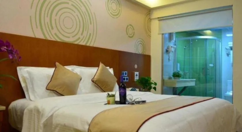 Bed in GreenTree Inn Qingdao Jiaozhou Jiaoping Road Express Hotel