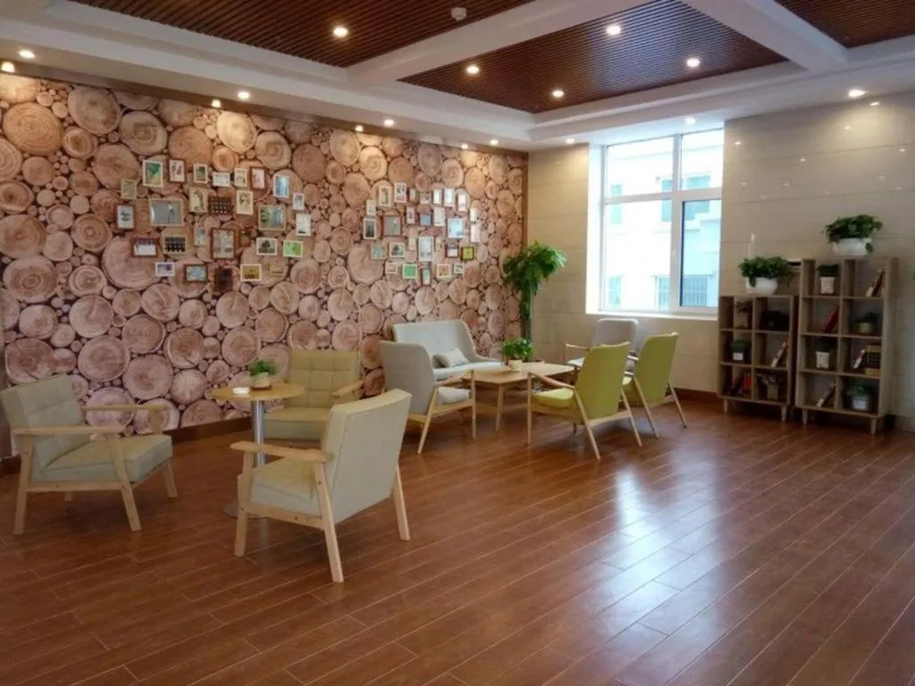 GreenTree Inn Qingdao Jiaozhou Jiaoping Road Express Hotel