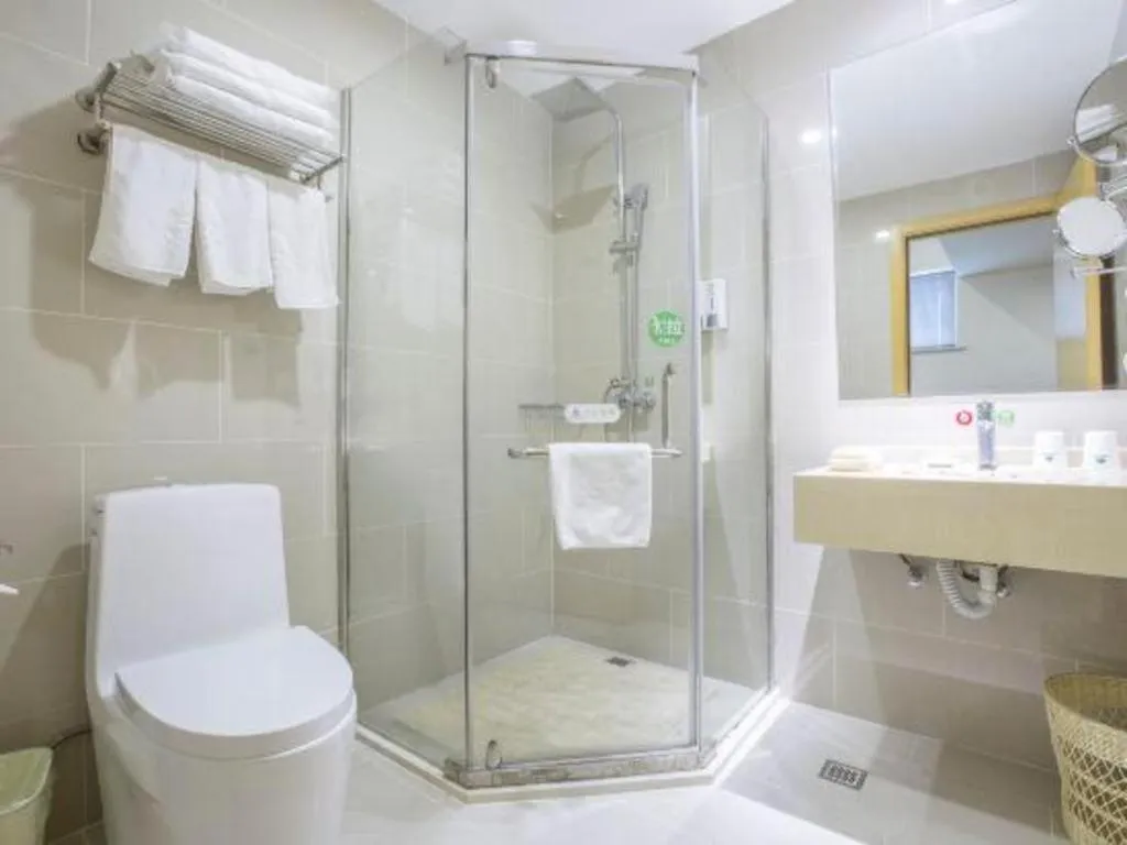 GreenTree Inn Zhangjiagang Yangshe Old Street Stadium