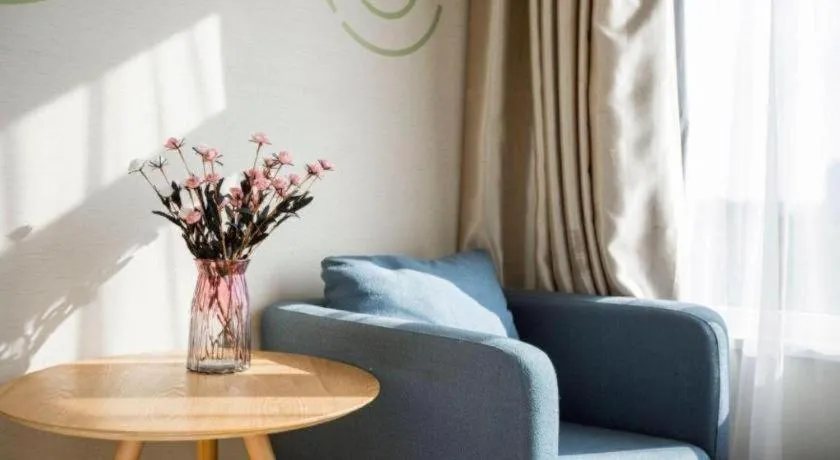 GreenTree Inn Zhangjiagang Yangshe Old Street Stadium