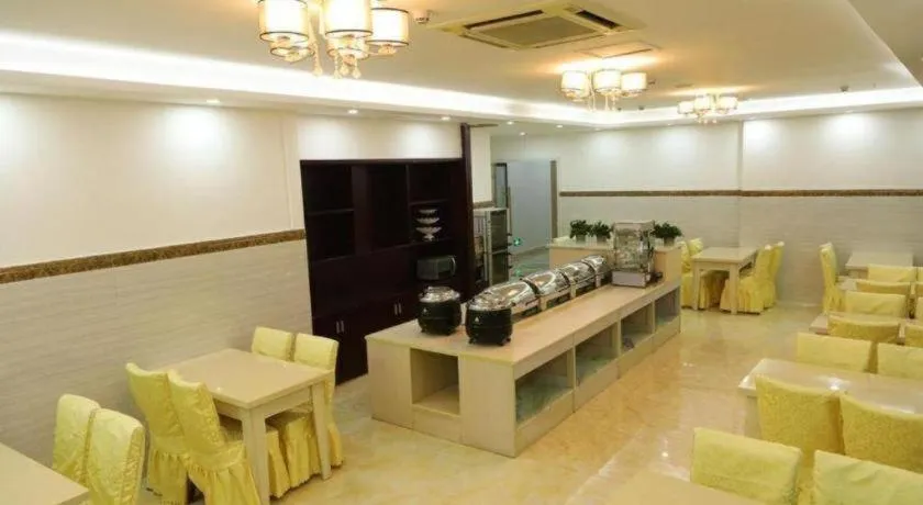 Vatica Hangzhou Linan Qianwang Street Hotel