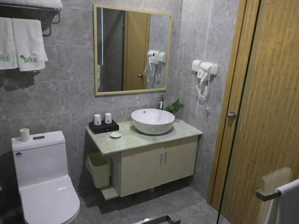 Vatica Hangzhou Linan Qianwang Street Hotel