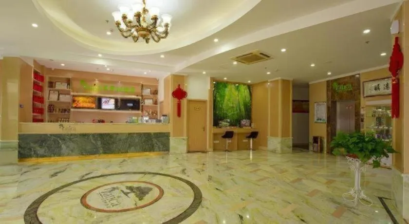 Vatica Hangzhou Linan Qianwang Street Hotel