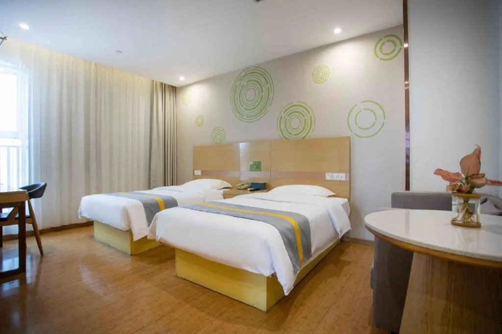 Bed in GreenTree Inn Shanghai National Convention and Exhibition Center Huaxiang Road