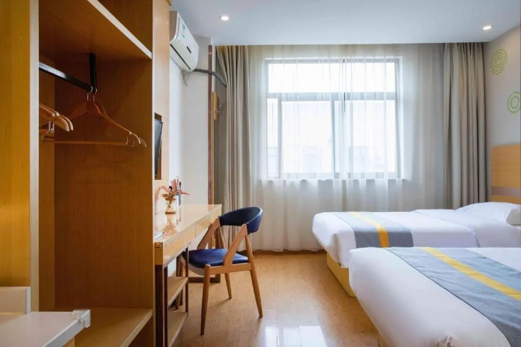 Bed in GreenTree Inn Shanghai National Convention and Exhibition Center Huaxiang Road