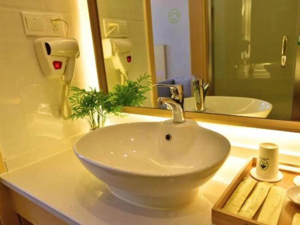 GreenTree Inn Shanghai National Convention and Exhibition Center Huaxiang Road