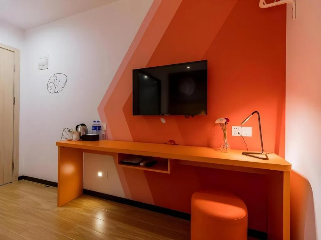 Shell Shanghai Yangpu District Pingliang Road Binjiang Hotel