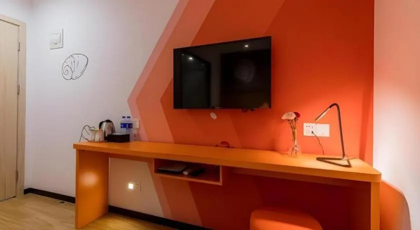 Shell Shanghai Yangpu District Pingliang Road Binjiang Hotel