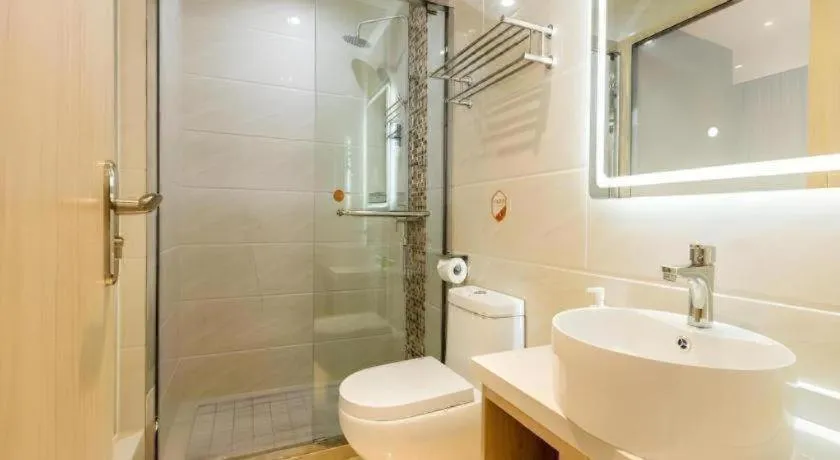 Shell Shanghai Yangpu District Pingliang Road Binjiang Hotel