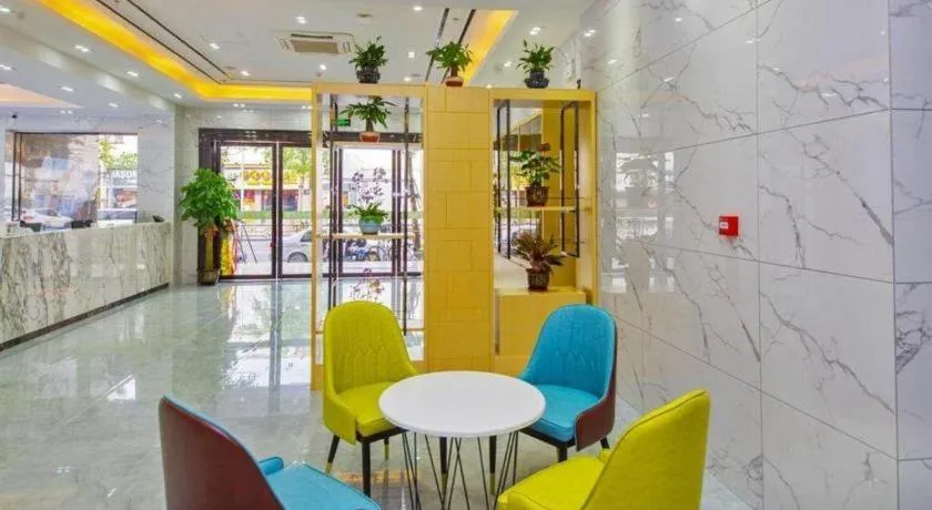 GreenTree Inn Haikou City Wuzhishan Road