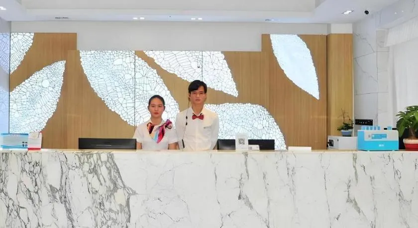 GreenTree Inn Haikou City Wuzhishan Road