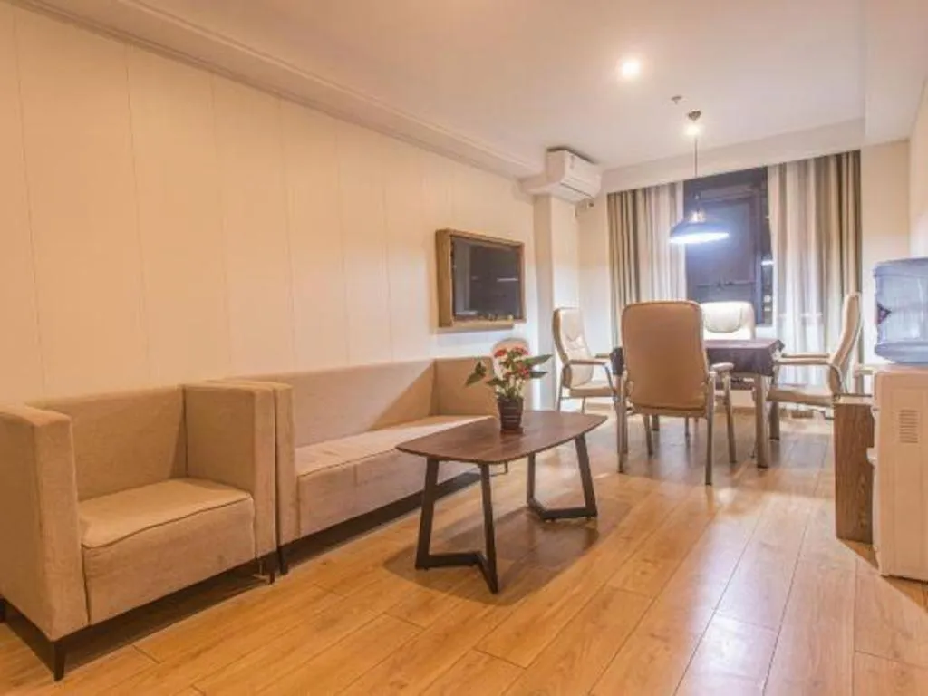 GreenTree Inn Haikou City Wuzhishan Road