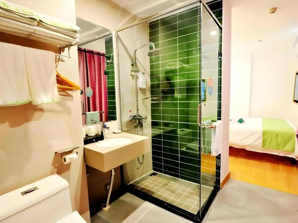 GreenTree Inn Haikou City Wuzhishan Road