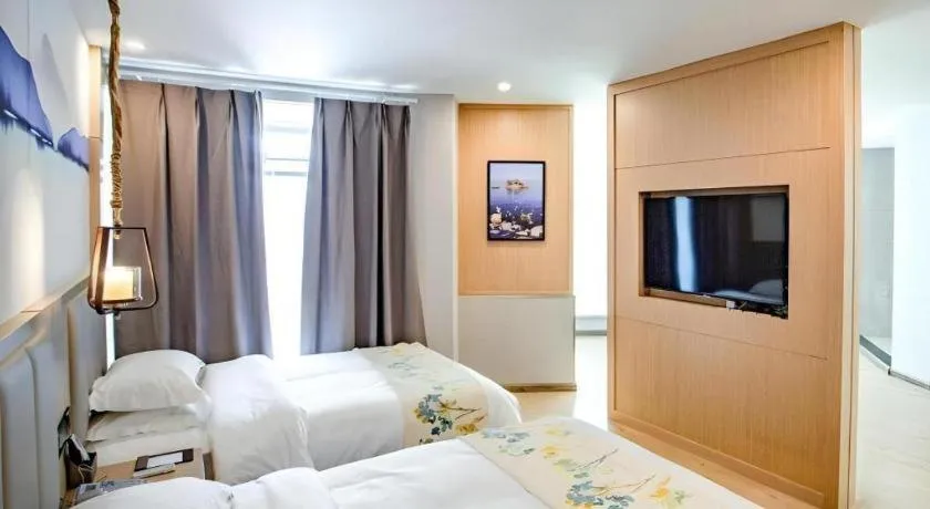 Bed in VX Dali Erhai Park Seascape Hotel