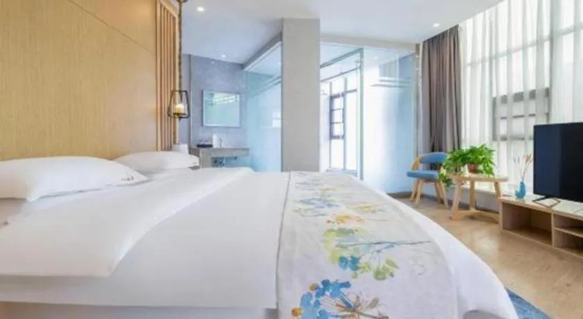 Bed in VX Dali Erhai Park Seascape Hotel