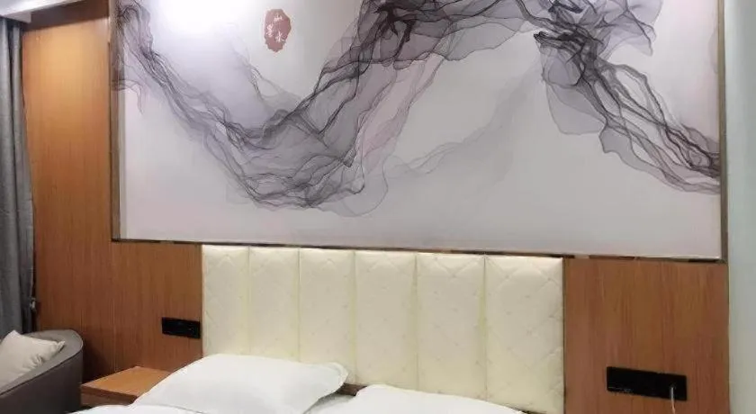 Bed in GreenTree Inn Chongqing Longhu Times Tianjie Xietaizi Metro Station