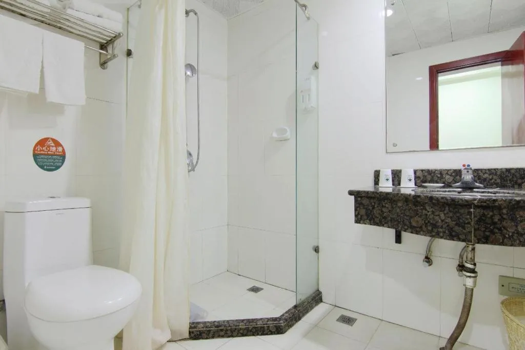 GreenTree Inn Chongqing Longhu Times Tianjie Xietaizi Metro Station