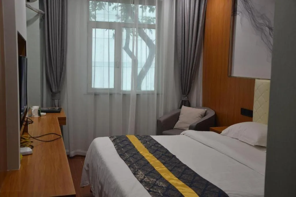 Bed in GreenTree Inn Chongqing Longhu Times Tianjie Xietaizi Metro Station