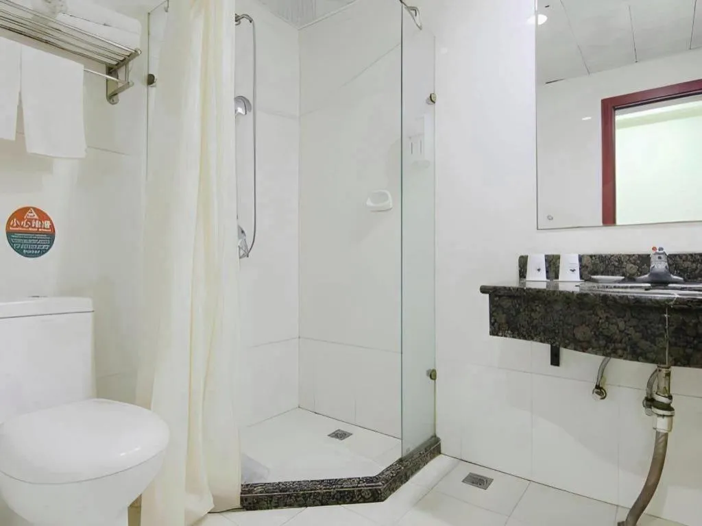 GreenTree Inn Chongqing Longhu Times Tianjie Xietaizi Metro Station