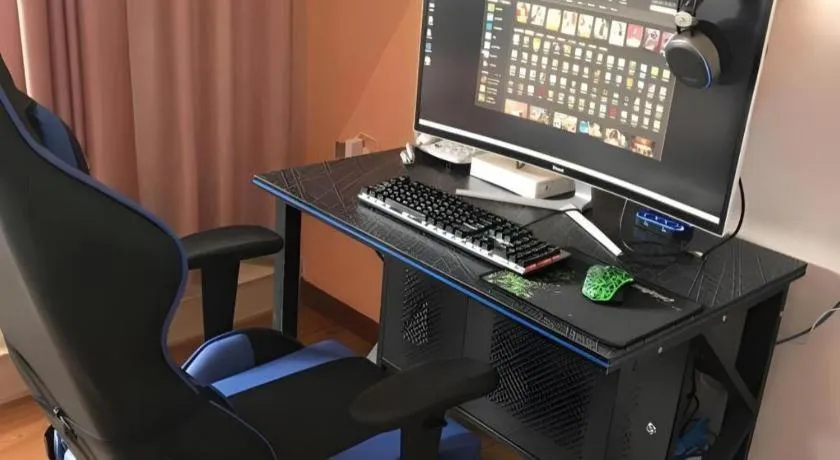 GreenTree Inn Chongqing Longhu Times Tianjie Xietaizi Metro Station