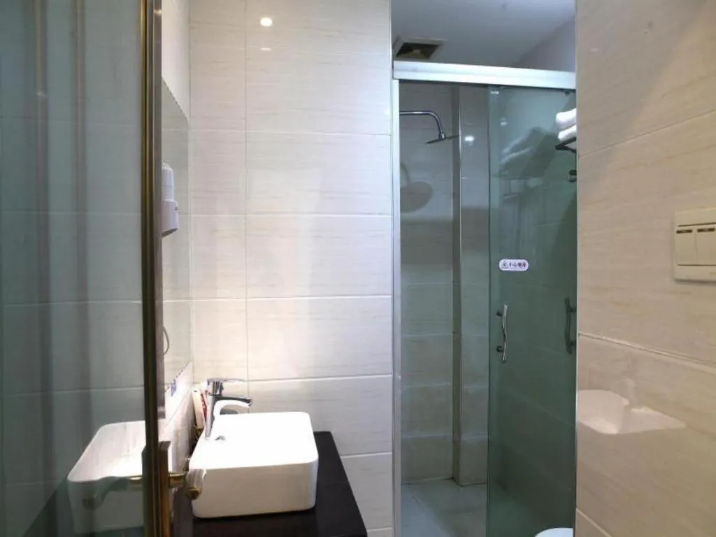 Shell Ganzhou Central Theme Hotel