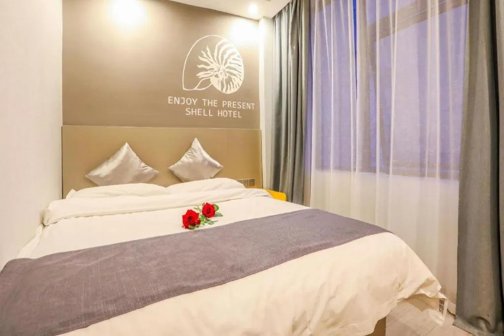 Bed in Shell Ganzhou Central Theme Hotel